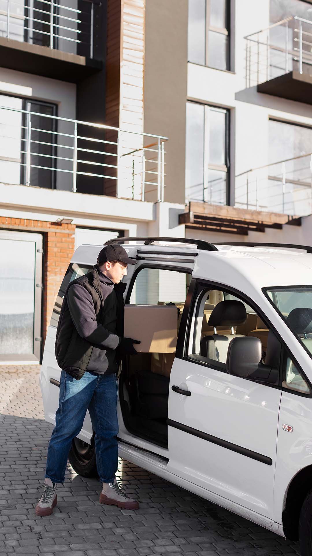 Renta de unidades Small Van para reparto y logística